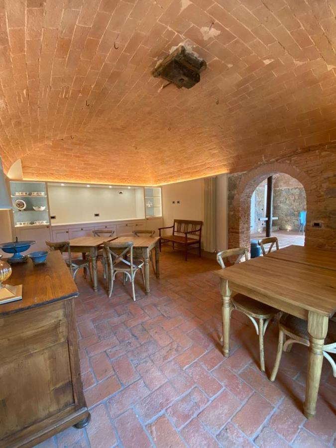 Relais Maria Cristina Bed & Breakfast Chianni Exterior photo