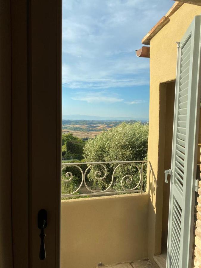 Relais Maria Cristina Bed & Breakfast Chianni Exterior photo