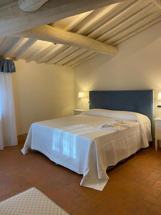 Relais Maria Cristina Bed & Breakfast Chianni Exterior photo