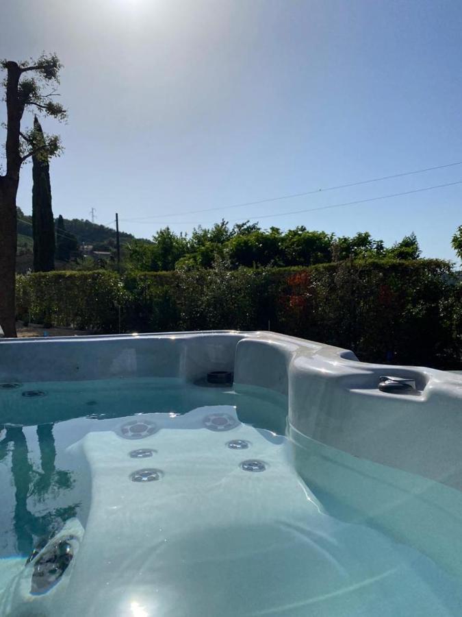 Relais Maria Cristina Bed & Breakfast Chianni Exterior photo