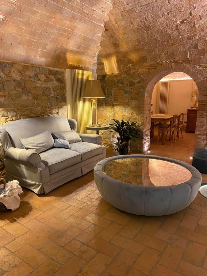 Relais Maria Cristina Bed & Breakfast Chianni Exterior photo