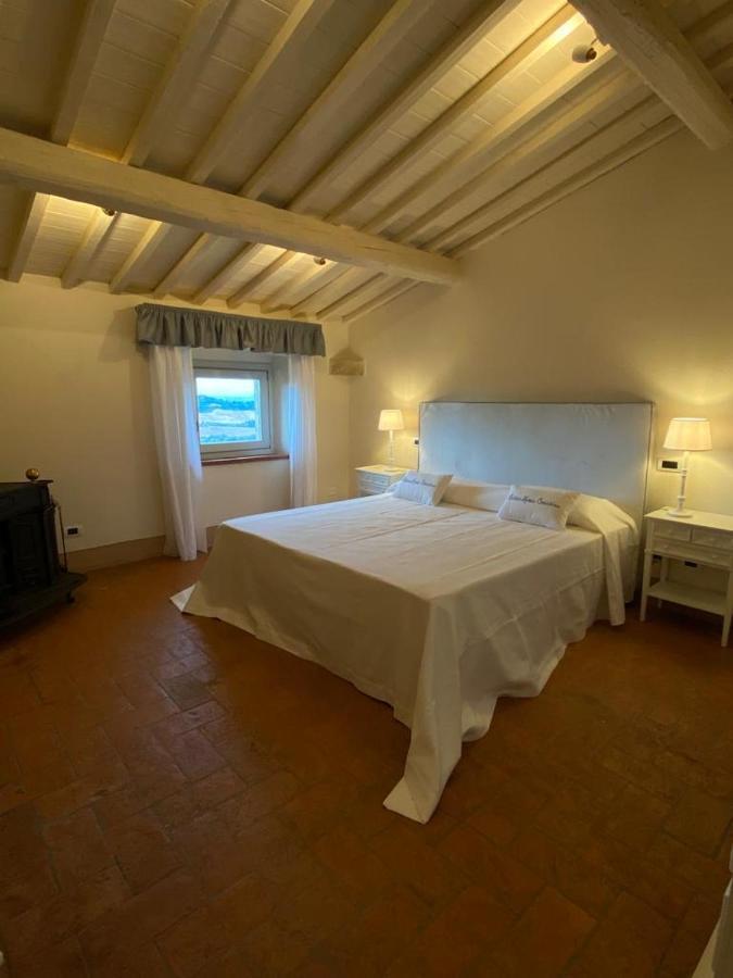 Relais Maria Cristina Bed & Breakfast Chianni Exterior photo